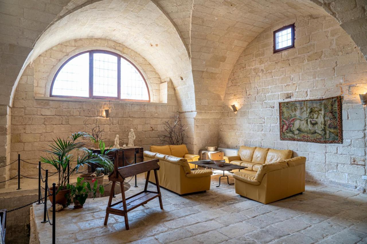 Casino De Viti - Dimora Storica Con Piscina Villa Vaste Luaran gambar