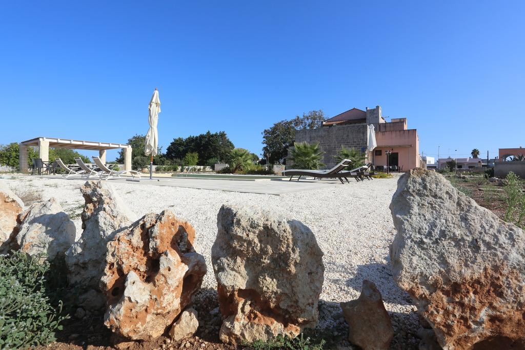 Casino De Viti - Dimora Storica Con Piscina Villa Vaste Luaran gambar